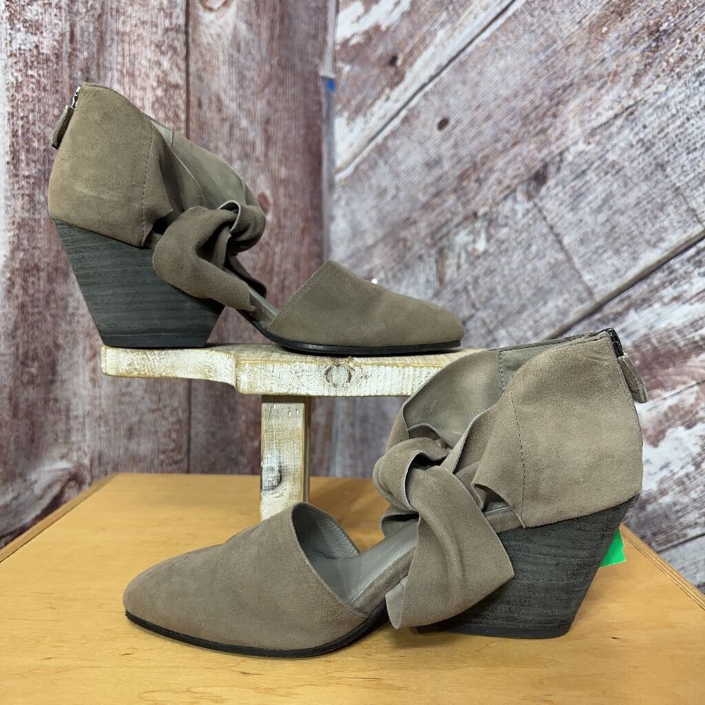 EILEEN FISHER TAUPE MARY WEDGE SIZE 7.5 TCC