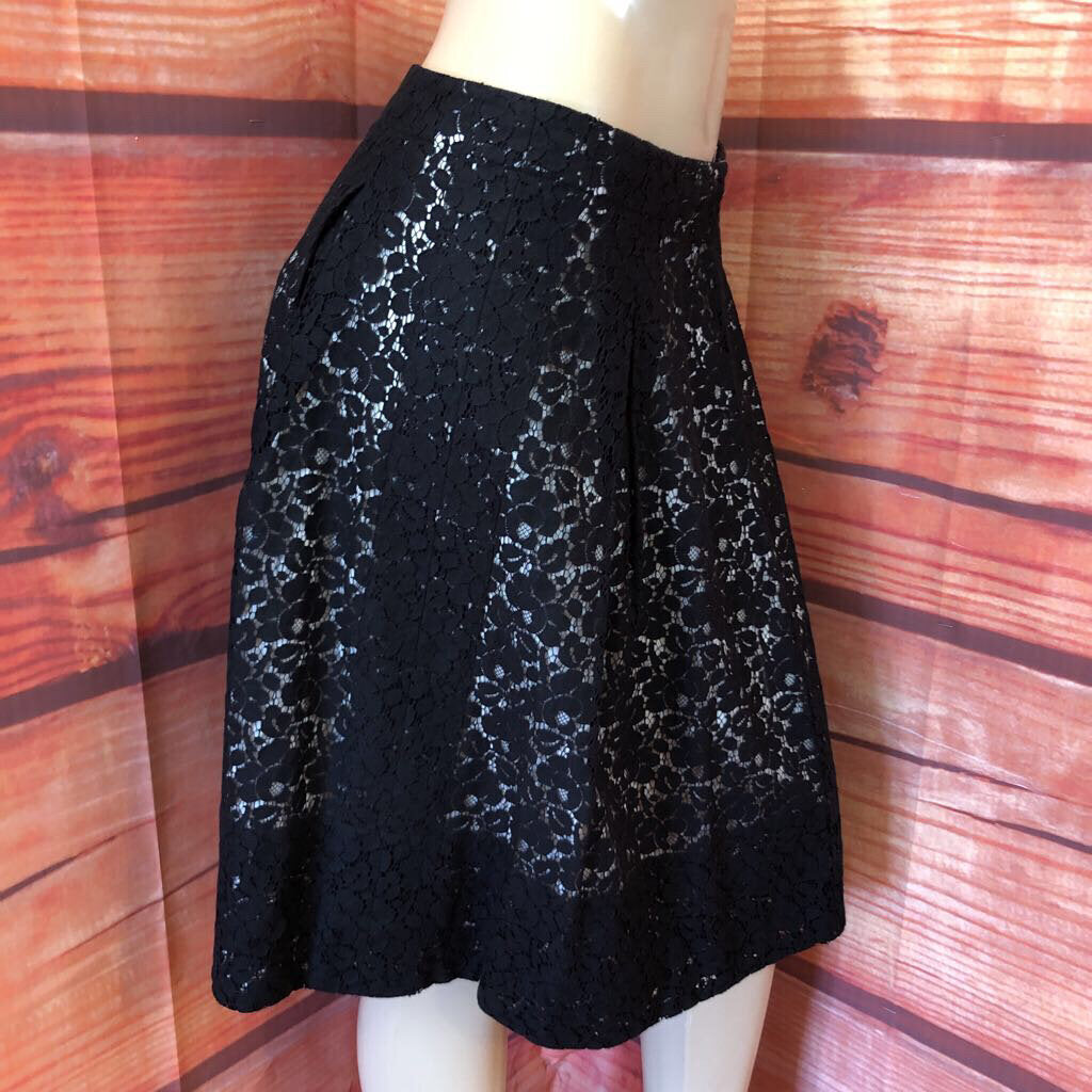 TALBOTS BLACK IVORY LACE LINED SKIRT SIZE 2 TC3