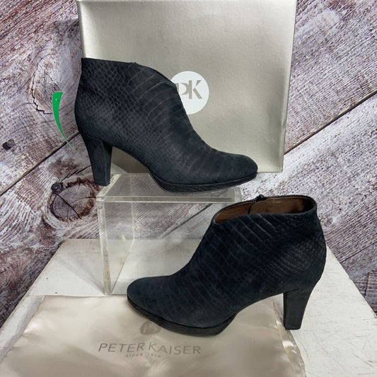 PETER KAISER BLACK TEXTURED KATRINE BOOTIES SIZE UK7/9US WITH BOX & DUSTER TCC