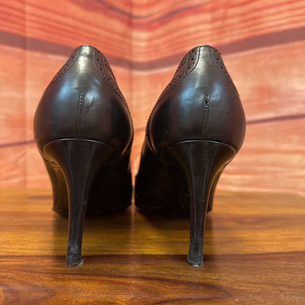 RALPH LAUREN BLACK LEATHER PUMPS SZ 8 TC3