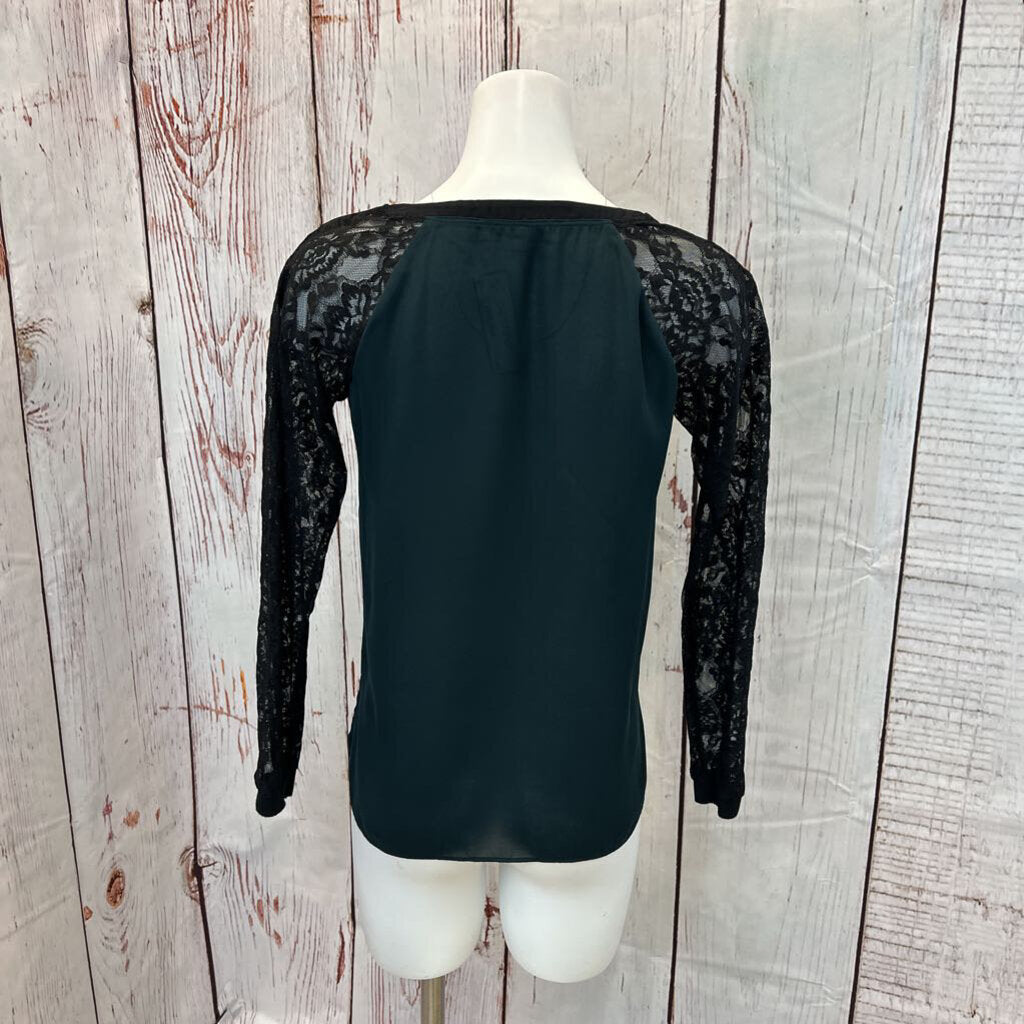 LOFT EVERGREEN LACE SLEEVE TOP SIZE X SMALL PETITE TCC